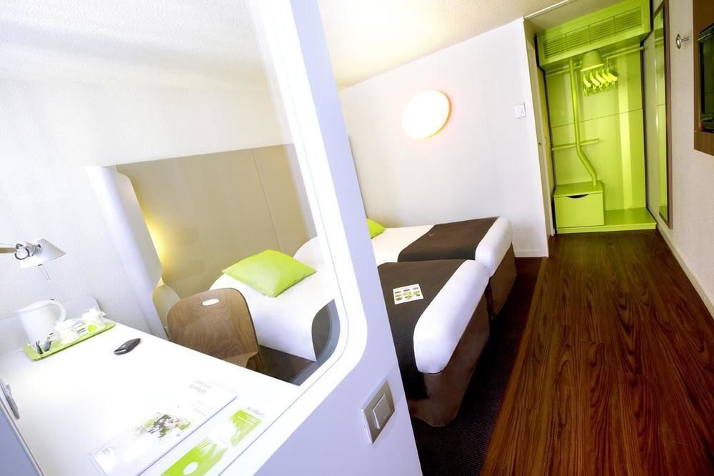 Campanile Geneve - Ferney-Voltaire Hotel Cameră foto