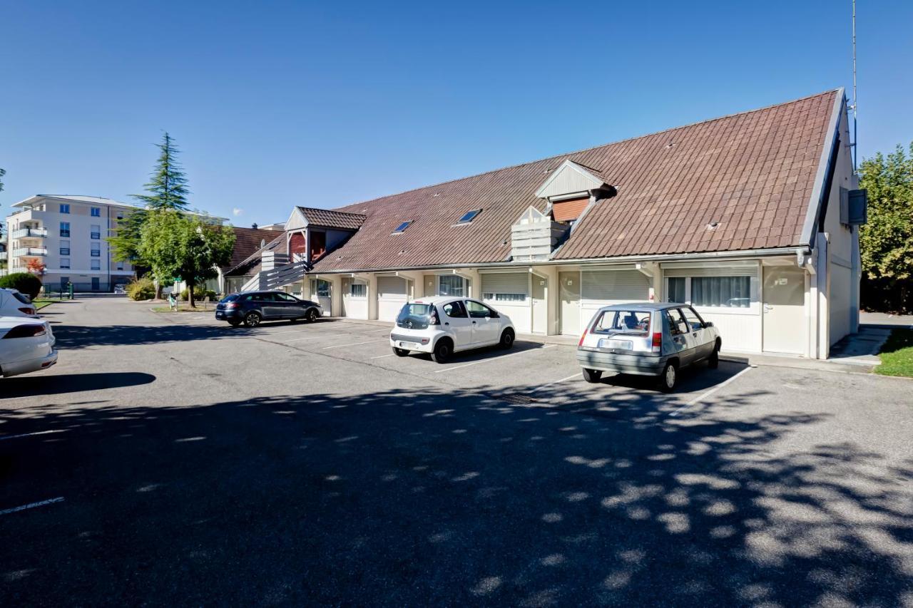 Campanile Geneve - Ferney-Voltaire Hotel Exterior foto